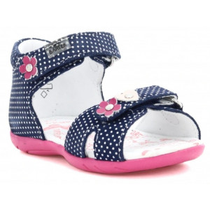 Dziecięce sandałki w kropki...