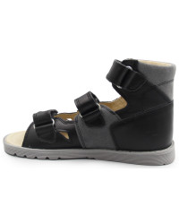 Sandały profilaktyczne dla chłopca z wysokim zapiętkiem Bartek 81804-022