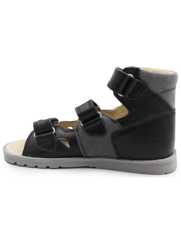 Sandały profilaktyczne dla chłopca z wysokim zapiętkiem Bartek 81804-022