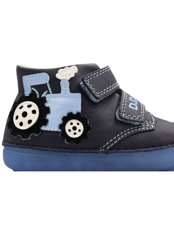 Buty Na Wiosnę Dla Chłopca Świecące w Ciemności Traktor DD STEP S066-42263