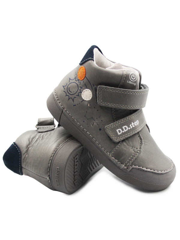 Buty Na Wiosnę Dla Chłopca LED DD STEP A068-42418BM