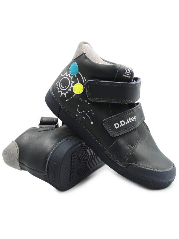 Buty Dla Chłopca Na Jesień Świecące DD STEP A068-42418L