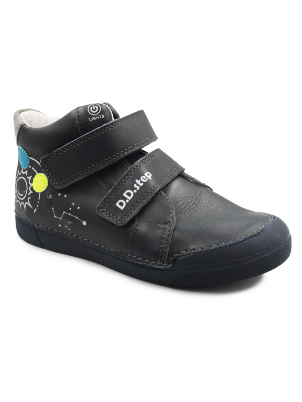 Buty Dla Chłopca Na Jesień Świecące DD STEP A068-42418L