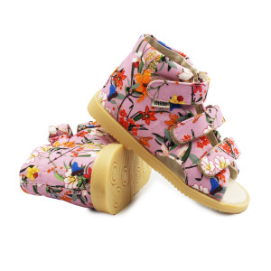 Kapcie Dla Dziewczynki Do...