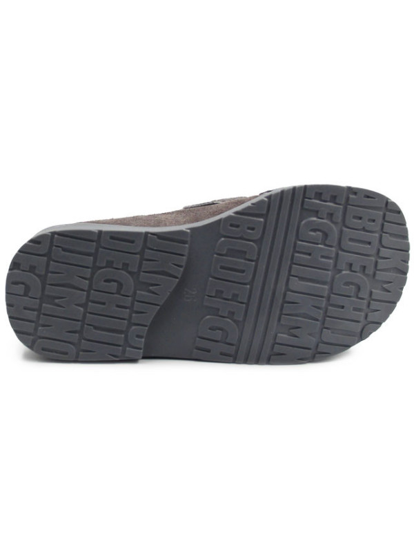 Kapcie ortopedyczne dla chłopca z Obcasem Thomasa Dawid 008