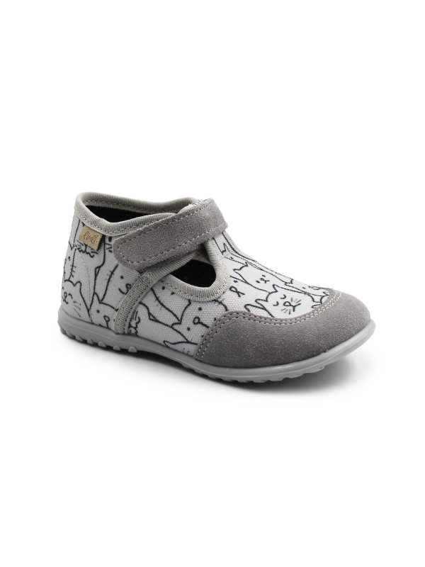 Dziecięce Kapcie Do Przedszkola w Kotki Szare Emel EK 5221-3