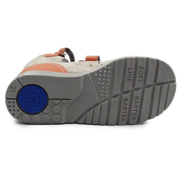 Dziewczęce kapcie z obcasem thomasa do przedszkola Bartek 81803-022