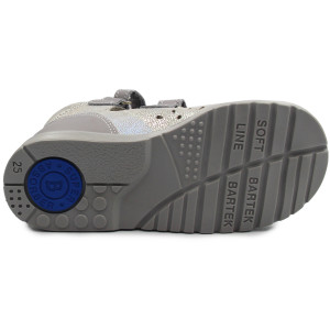 Sandałki z wysokim zapiętkiem dla dziewczynki do szkoły Bartek 86803-021