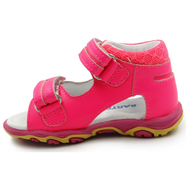 Sportowe sandałki dla dziewczynek na lato ze skóry naturalnej róż Bartek w-71825/NPF