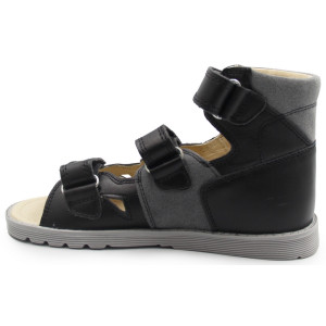 Sandały profilaktyczne dla chłopca z wysokim zapiętkiem Bartek 81804-022