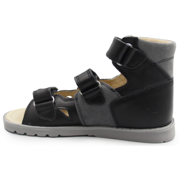 Sandały profilaktyczne dla chłopca z wysokim zapiętkiem Bartek 81804-022