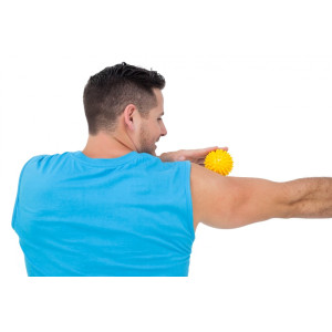 Piłeczka Rehabilitacyjna Z Kolcami Do Ćwiczeń Masażu Rehabilitacja Masaż Stóp Armedical 9cm Czerwona