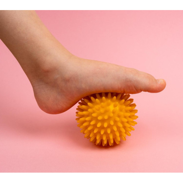 Piłka Rehabilitacyjna Z Kolcami Do Ćwiczeń Masażu 10 cm ArMedical