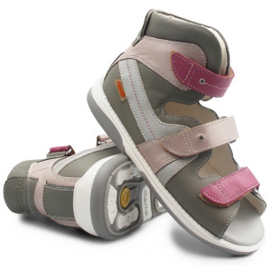 Skórzane wysokie sandały...