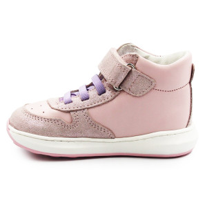 Buty Na Wiosnę Dla Dziewczynki Różowe z Serduszkiem Primigi 4900500