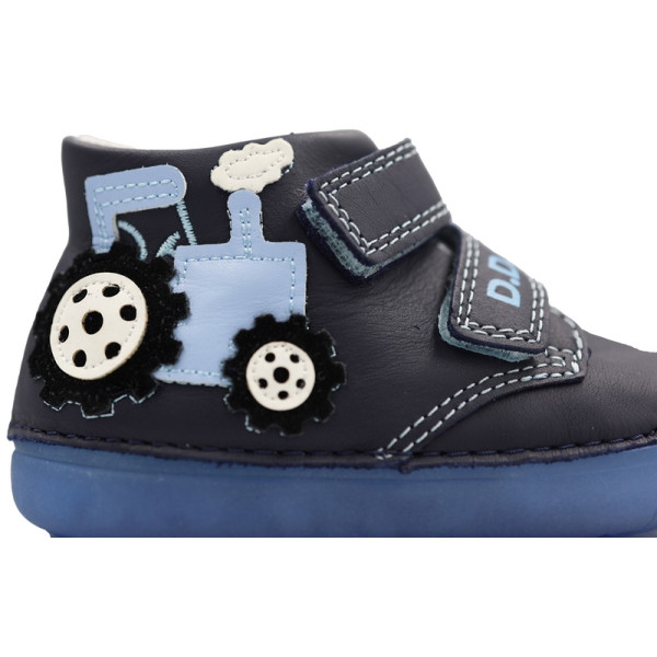 Buty Na Wiosnę Dla Chłopca Świecące w Ciemności Traktor DD STEP S066-42263