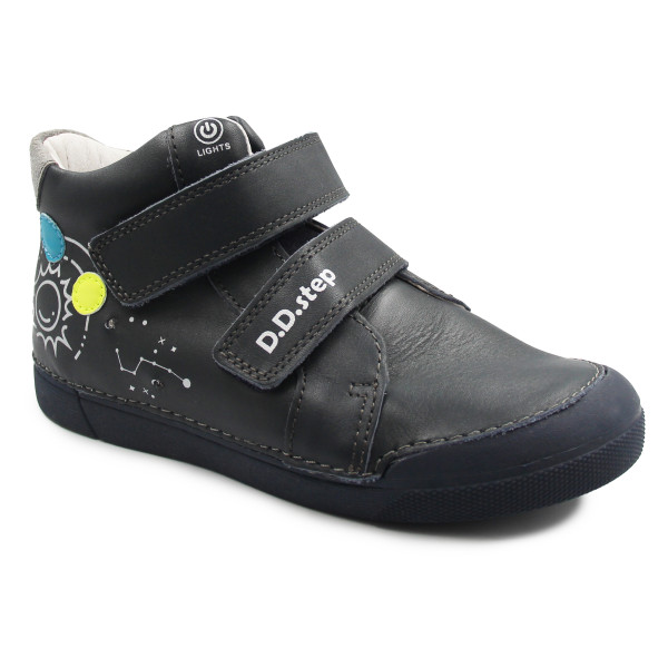 Buty Dla Chłopca Na Wiosnę Świecące DD STEP A068-42418L