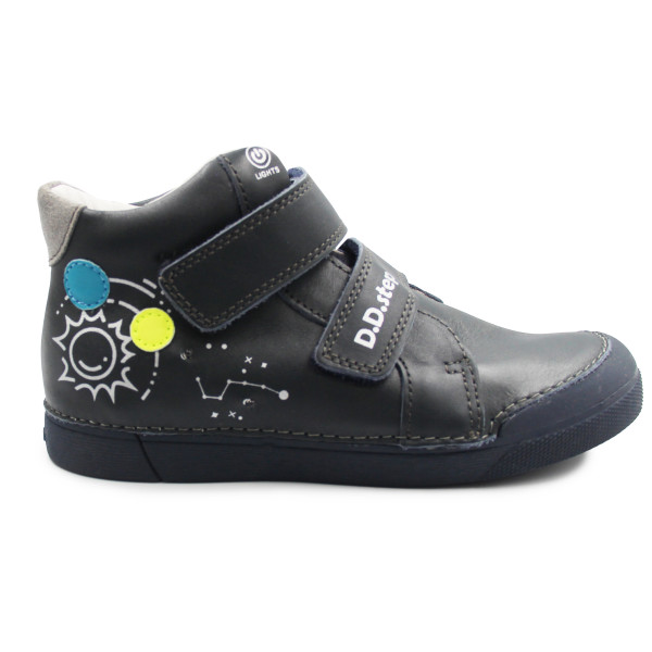 Buty Dla Chłopca Na Jesień Świecące DD STEP A068-42418L