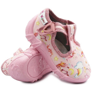 Kapcie dla dziewczynki do...