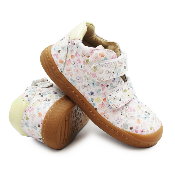 Buty Na Jesień Dla Dziewczynki Elastyczne w Kwiatuszki Primigi 7900077