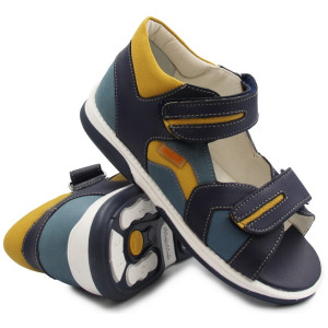 Sandały dla chłopca...