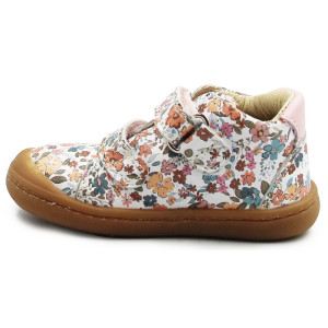 Buty Na Wiosnę Dla Dziewczynki w Kwiatuszki Primigi 7900055