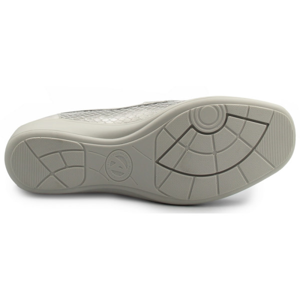 Eleganckie białe wygodne półbuty dla kobiet na jesień Comfortabel 942198-92