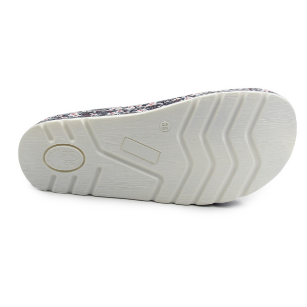 Klapki Damskie Do Pracy Ze Skóry Naturalnej Helios 288 w Kwiaty