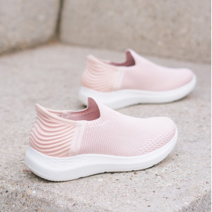 Damskie Buty Na Jesień Sportowe Skechers Wojtyłko 7A25388R Pudrowy Róż Do szkoły