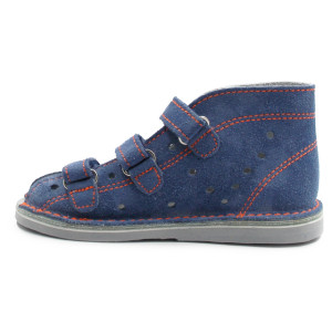 Papcie dla chłopca do przedszkola z obcasem thomasa Adamki