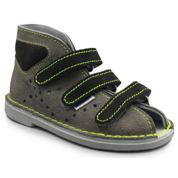 Kapcie profilaktyczne dla chłopca z wysokim zapiętkiem Adamki 012 (16) popiel/szary