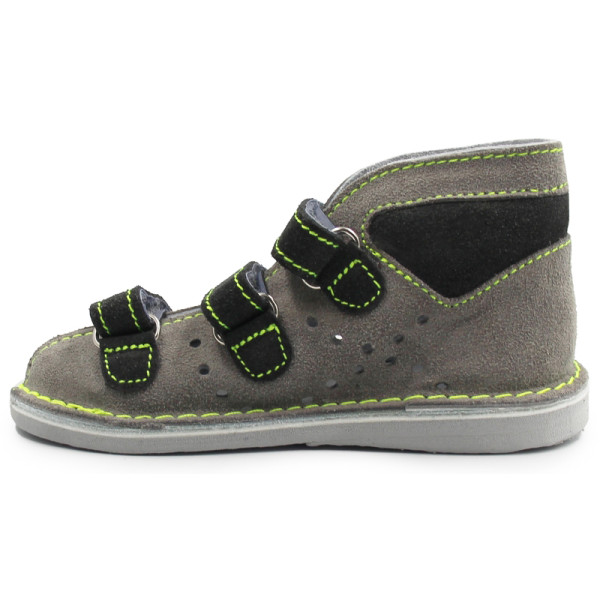 Kapcie profilaktyczne dla chłopca z wysokim zapiętkiem Adamki 012 (16) popiel/szary