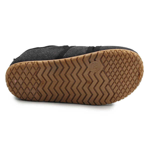 Buty Na Zmianę Do Szkoły i Przedszkola Dziecięce Czarne Emel 101-4