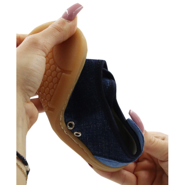 Kapcie Szkolne i Do Przedszkola Dla Chłopca Elastyczne Barefoot Ameko Jeans