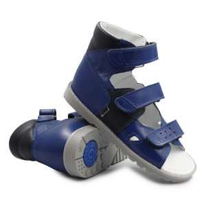 Sandały dla chłopca z...