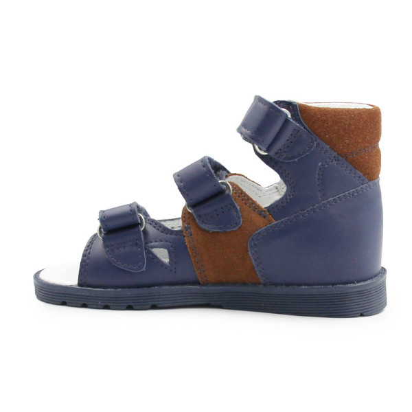 Sandały dla chłopca z wysokim zapiętkiem do szkoły i przedszkola Bartek 81804-026