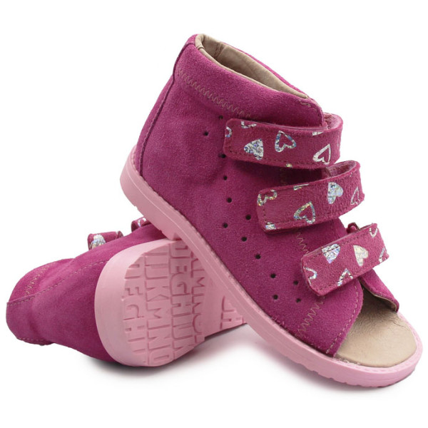 Kapcie profilaktyczne z wysokim zapiętkiem do szkoły Dawid 009 II gatunek