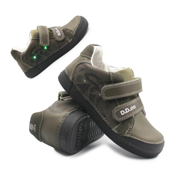 Chłopięce Buty Na Jesień Półbuty LED DD STEP S068-52288MZ Khaki