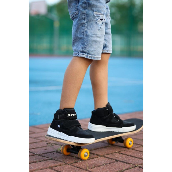 Buty Na Wiosnę Dla Chłopca Trzewiki Trampki Bartek 88000-11