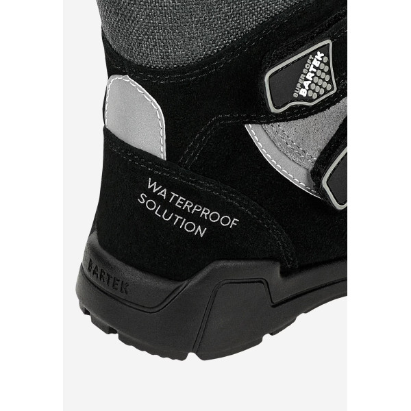 Wodoodporne Buty Dla Chłopca na Jesień i Zimę Czarne Bartek 88006-71
