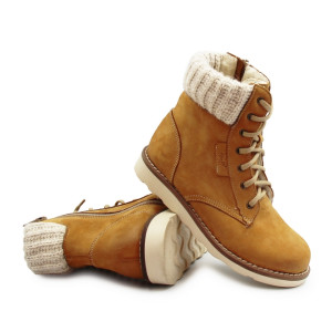 Młodzieżowe Trzewiki...