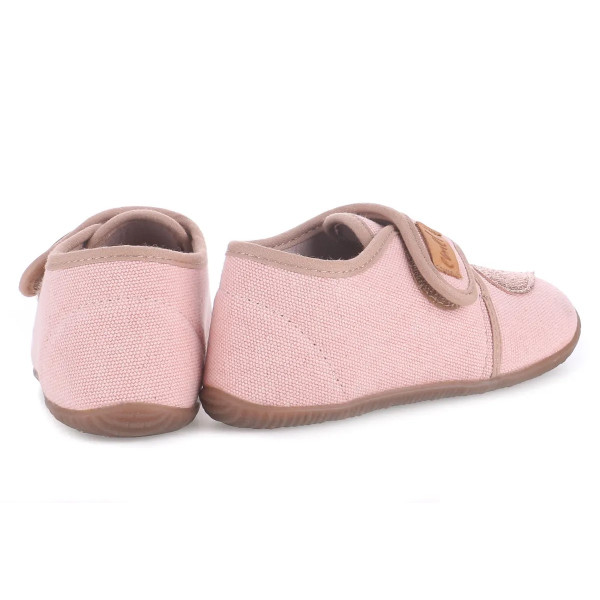 Różowe Kapcie Dla Dziewczynek Do Szkoły i Przedszkola z Serduszkiem Emel ek5000a-24