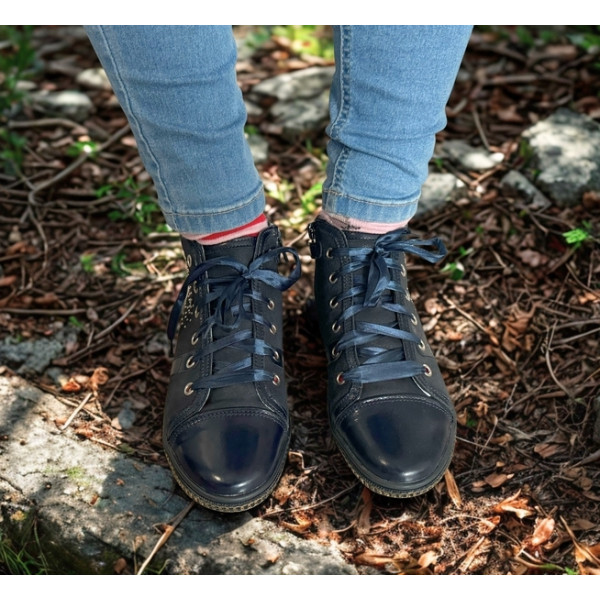 Młodzieżowe Granatowe Trampki Sznurowane Na Wiosnę Do Szkoły Bartek W-77254/SZ/0S9