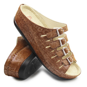 Klapki damskie na koturnie...