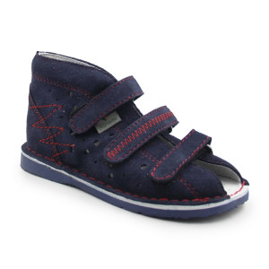 Kapcie profilaktyczne dla chłopca z wysokim zapiętkiem Danielki t105 granat czerwony