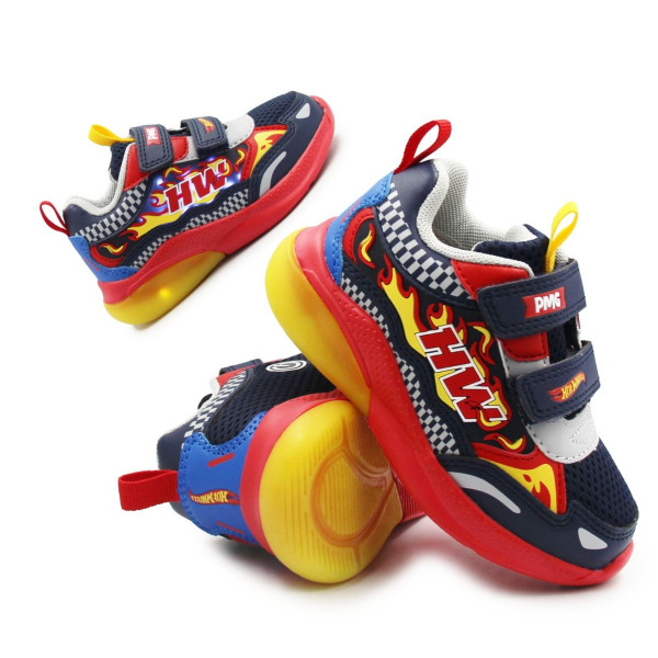 Sportowe Buty Dla Chłopca Na Wiosnę ze Świecącą Podeszwą LED Primigi 1490611