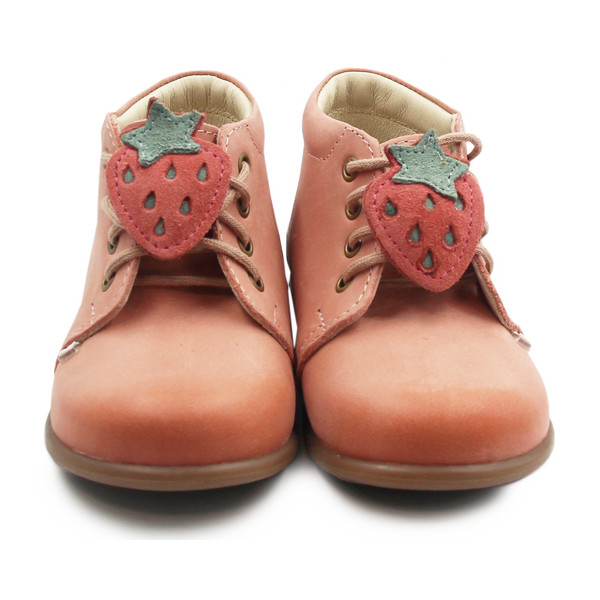 Trzewiki z truskawką dla dziewczynki do nauki chodzenia Emel es 562l-1