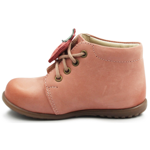 Trzewiki z truskawką dla dziewczynki do nauki chodzenia Emel es 562l-1