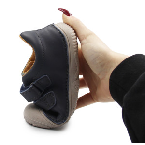 Buty Na Wiosnę Granatowe Dla Chłopczyka Barefoot DD STEP S073-61950BM Royal Blue