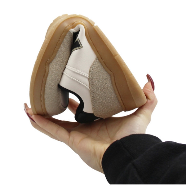 Męskie buty typu barefoot MTNG 84766-C59405 plity ecru/action pu blanco